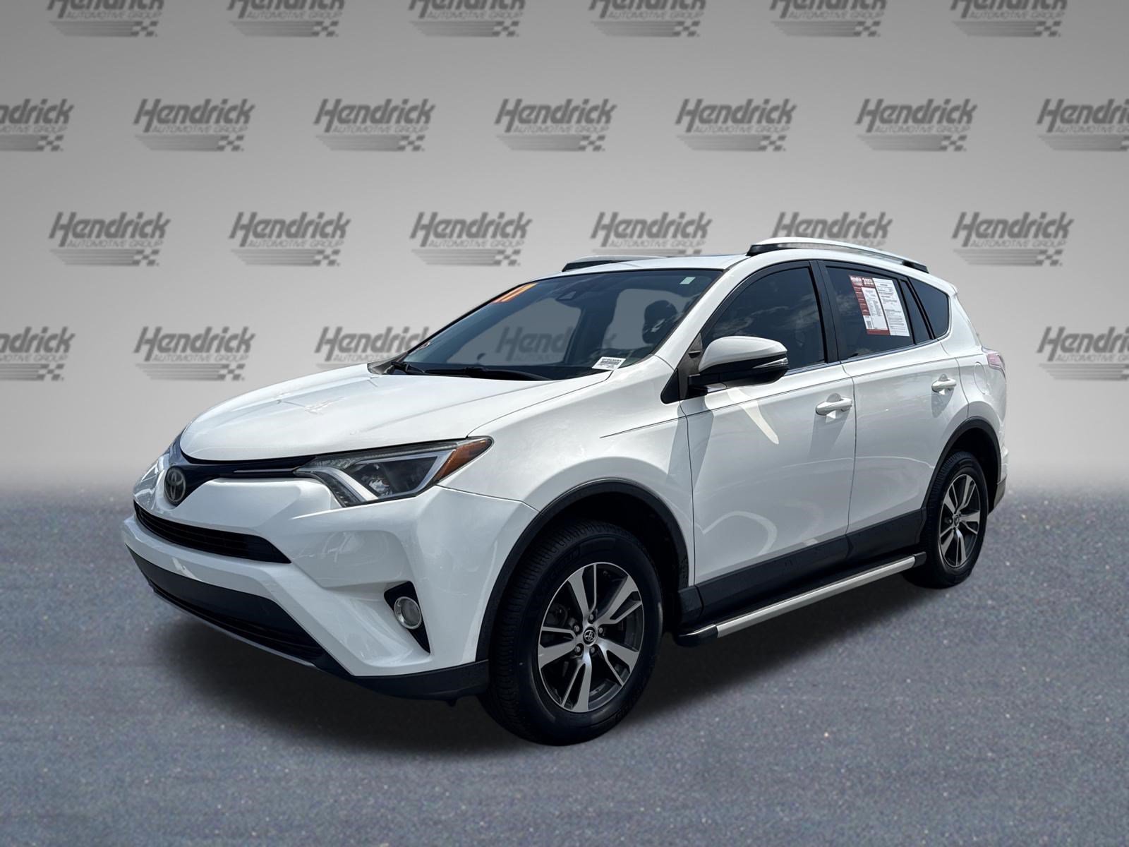 Used 2017 Toyota RAV4 XLE FWD image 5