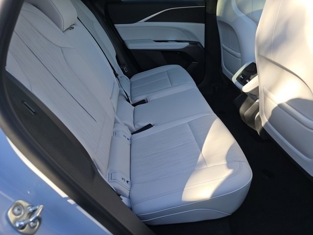 Used 2026 Cadillac Lyriq Sport w/ LPO, Floor Liner Package image 27