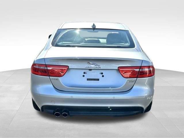Used 2017 Jaguar XE Prestige image 6
