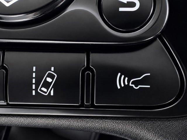 Used 2021 Toyota Prius Prime LE FWD image 35