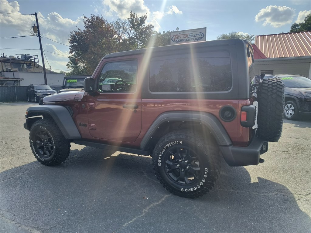 Used 2021 Jeep Wrangler Sport image 3