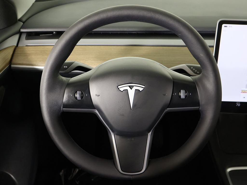 Used 2023 Tesla Model Y Long Range image 40