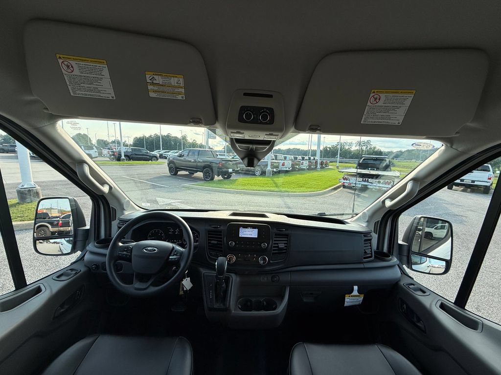 Used 2025 Ford Transit 350 XL RWD image 6