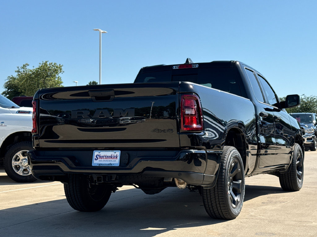 New 2026 RAM 1500 Express AWD/4WD image 9