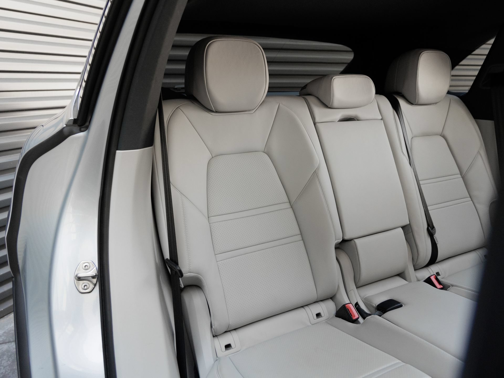 Certified 2019 Porsche Cayenne S AWD/4WD image 31