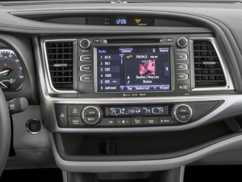 Used 2016 Toyota Highlander XLE FWD image 10