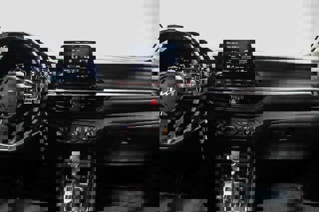 Used 2024 Kia Forte LXS w/ LXS Technology Package image 13