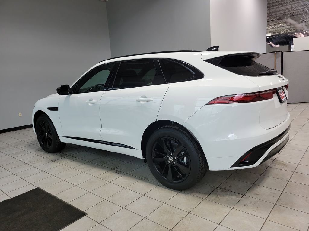 Used 2025 Jaguar F-PACE R-Dynamic S image 6