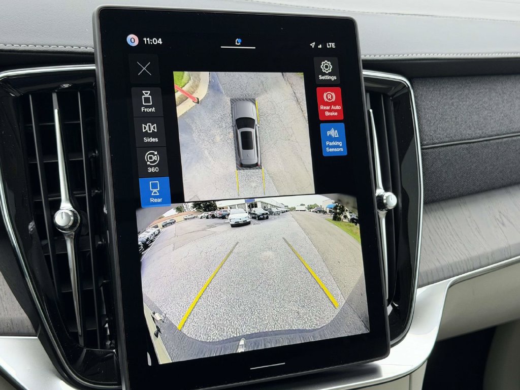 New 2026 Volvo XC90 B6 Ultra w/ Protection Package Premier AWD/4WD image 4