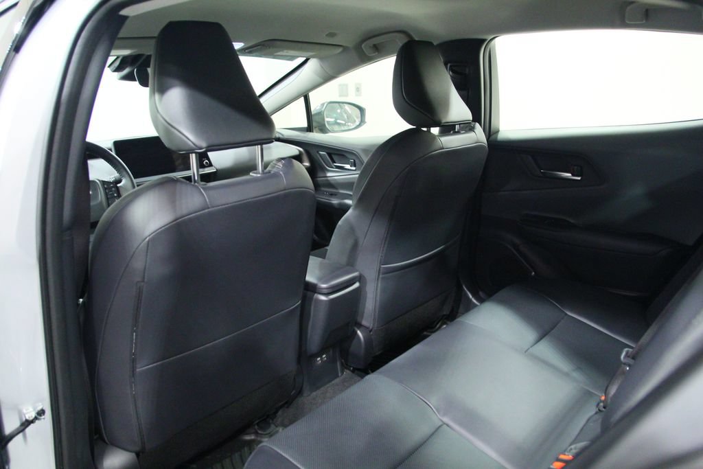 Used 2024 Toyota Prius XLE AWD/4WD image 26