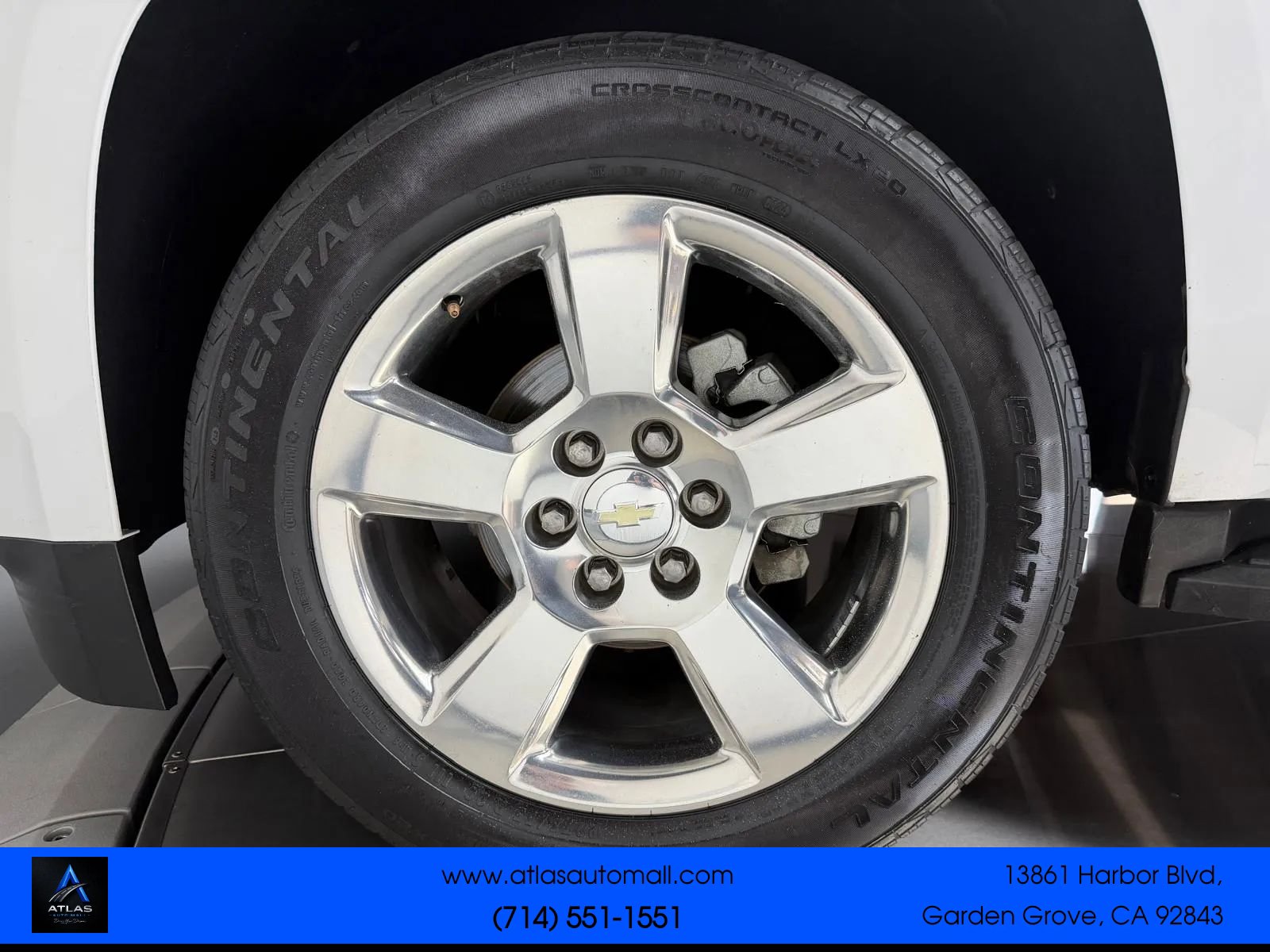 Used 2016 Chevrolet Suburban LS RWD image 7