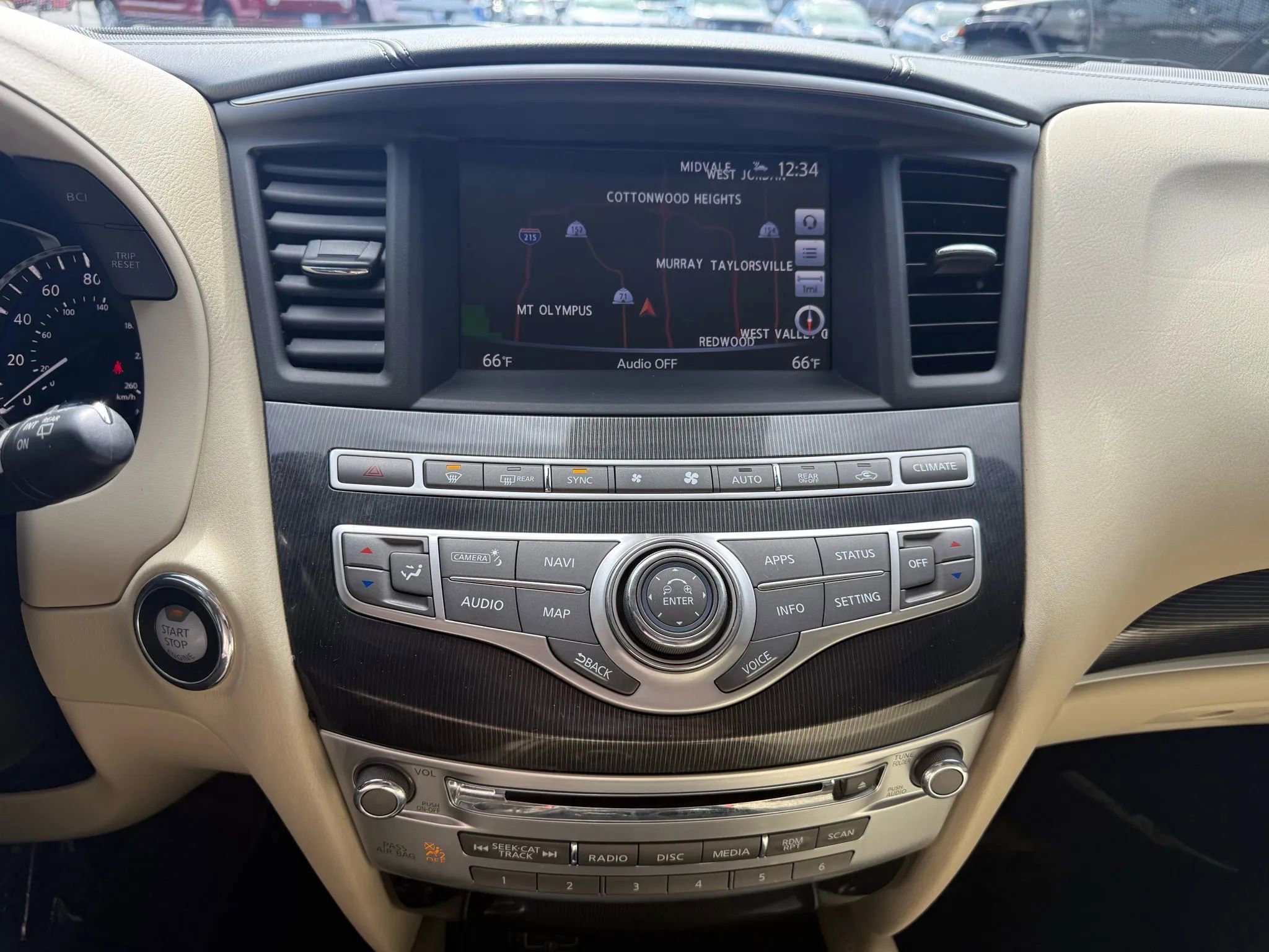 Used 2019 INFINITI QX60 Luxe w/ Essential Package image 13