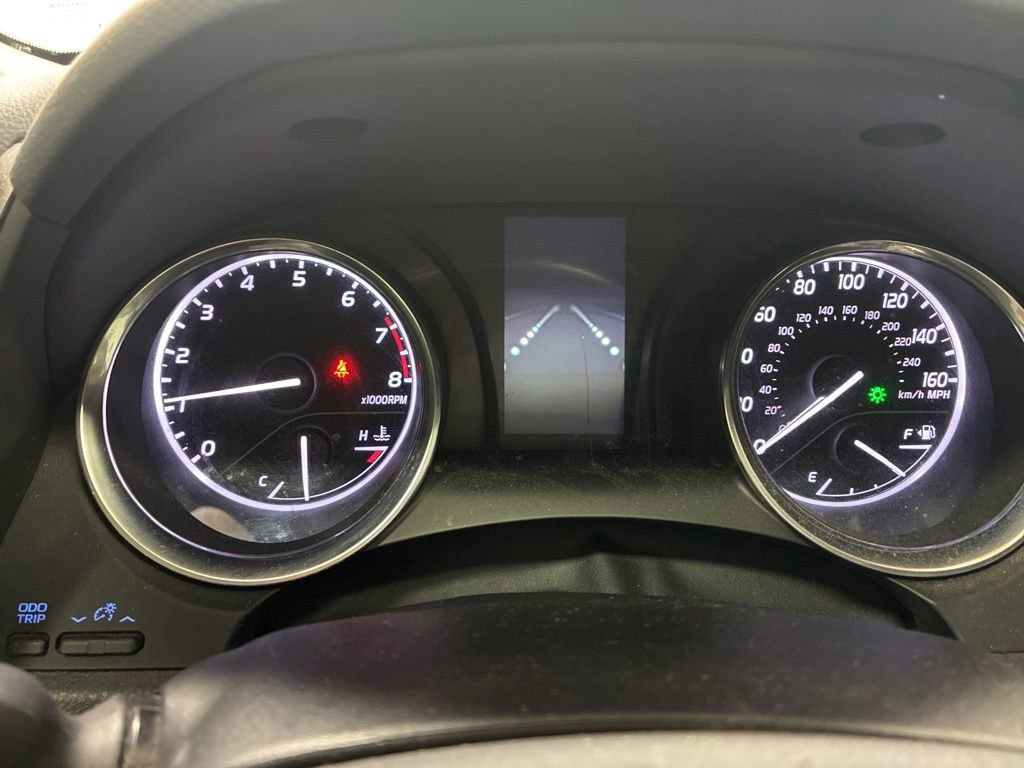 Used 2020 Toyota Camry SE FWD image 16