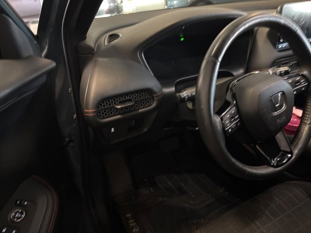 Used 2023 Honda HR-V Sport image 17