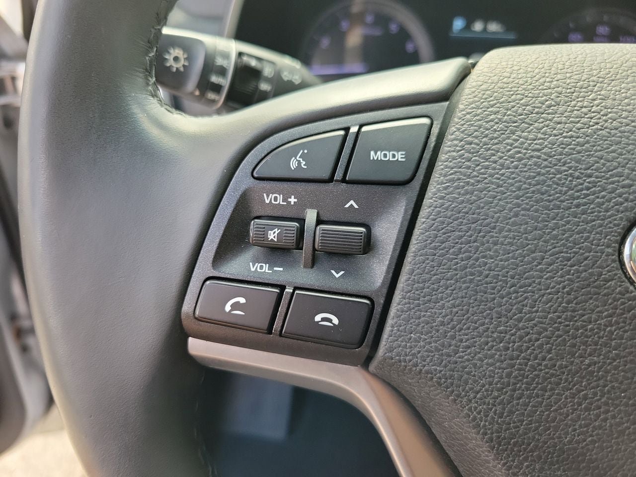 Used 2019 Hyundai Tucson Ultimate w/ Cargo Package FWD image 19