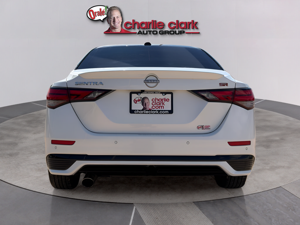 Used 2025 Nissan Sentra SR FWD image 4