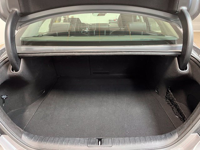 Used 2025 Genesis G70 2.5T RWD image 14