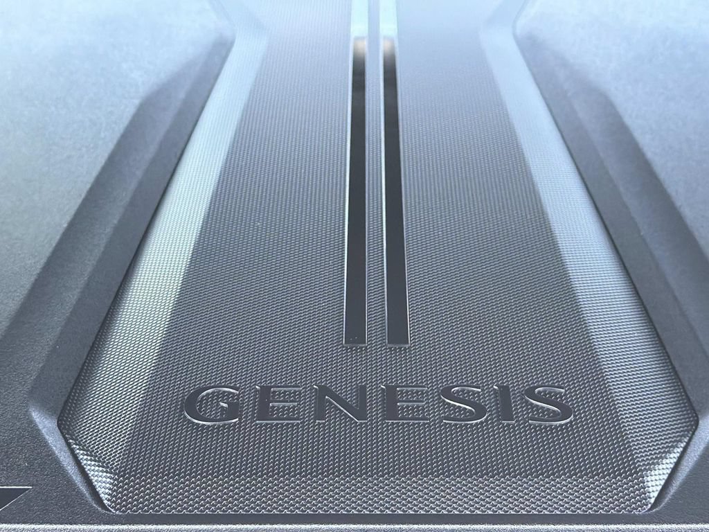 Used 2023 Genesis Electrified GV70 AWD/4WD image 24