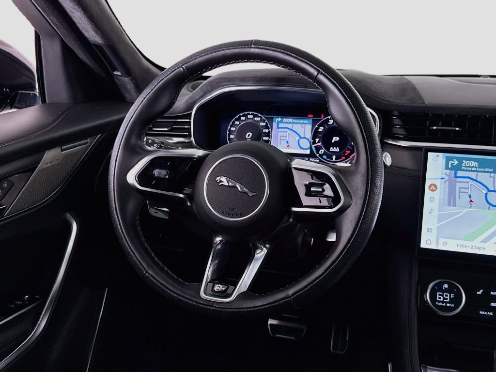 Certified 2024 Jaguar F-PACE SVR AWD/4WD image 21
