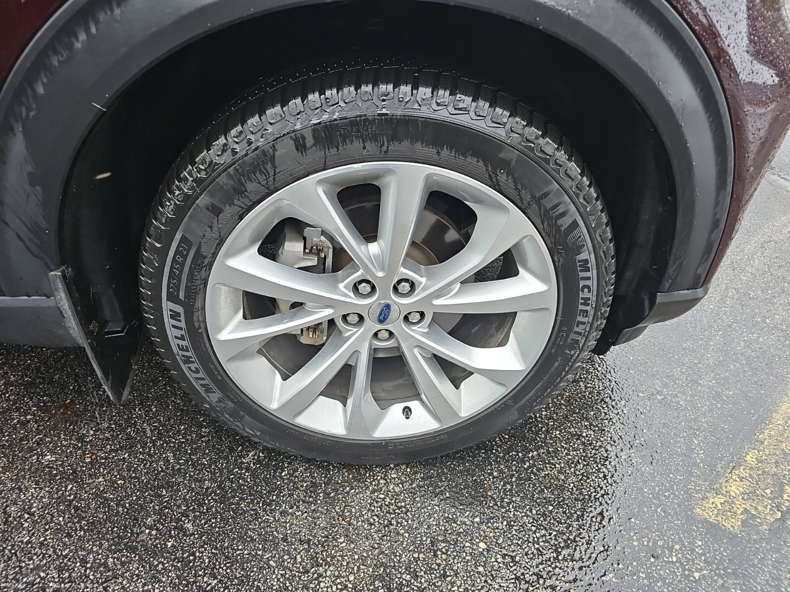 Used 2023 Ford Explorer Platinum w/ Technology Package AWD/4WD image 9