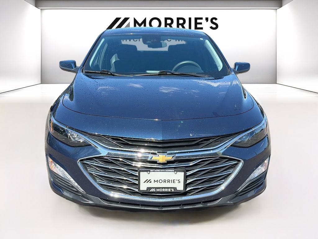 Used 2021 Chevrolet Malibu LT FWD image 2