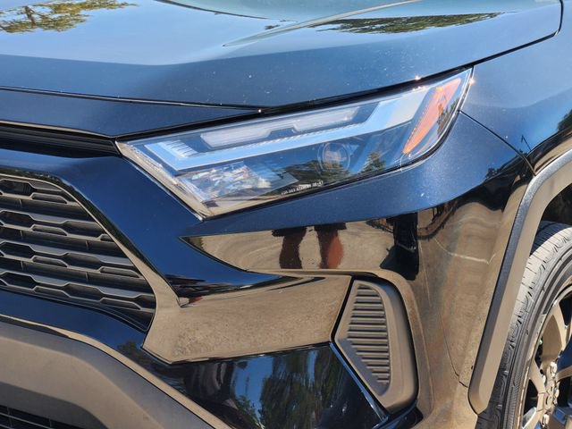 Used 2024 Toyota RAV4 LE FWD image 9