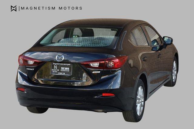 Used 2017 MAZDA MAZDA3 Sport w/ Preferred Equipment Package FWD image 7