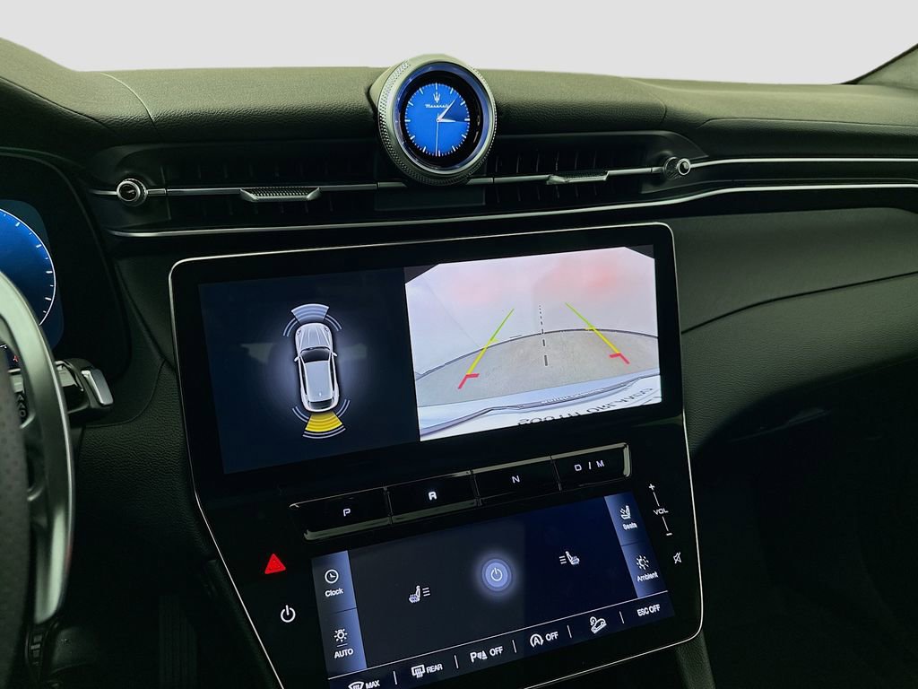 Used 2024 Maserati Grecale GT image 17