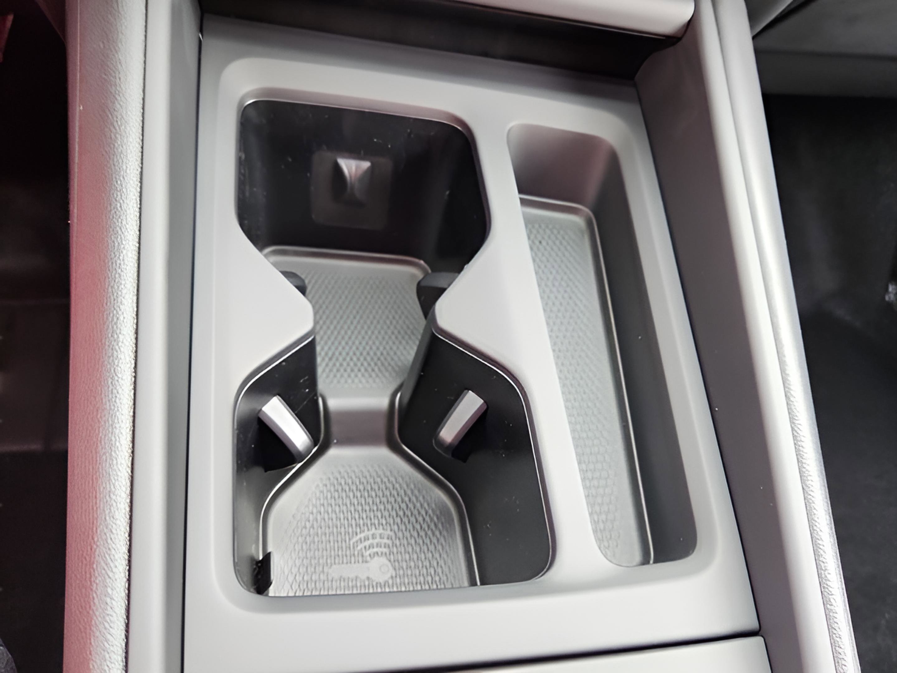 New 2026 Volkswagen Tiguan S image 13