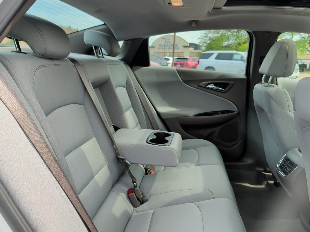 Used 2024 Chevrolet Malibu LT FWD image 35