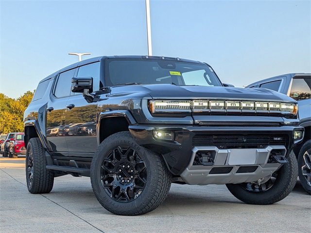 New 2026 GMC Hummer EV SUV image 2