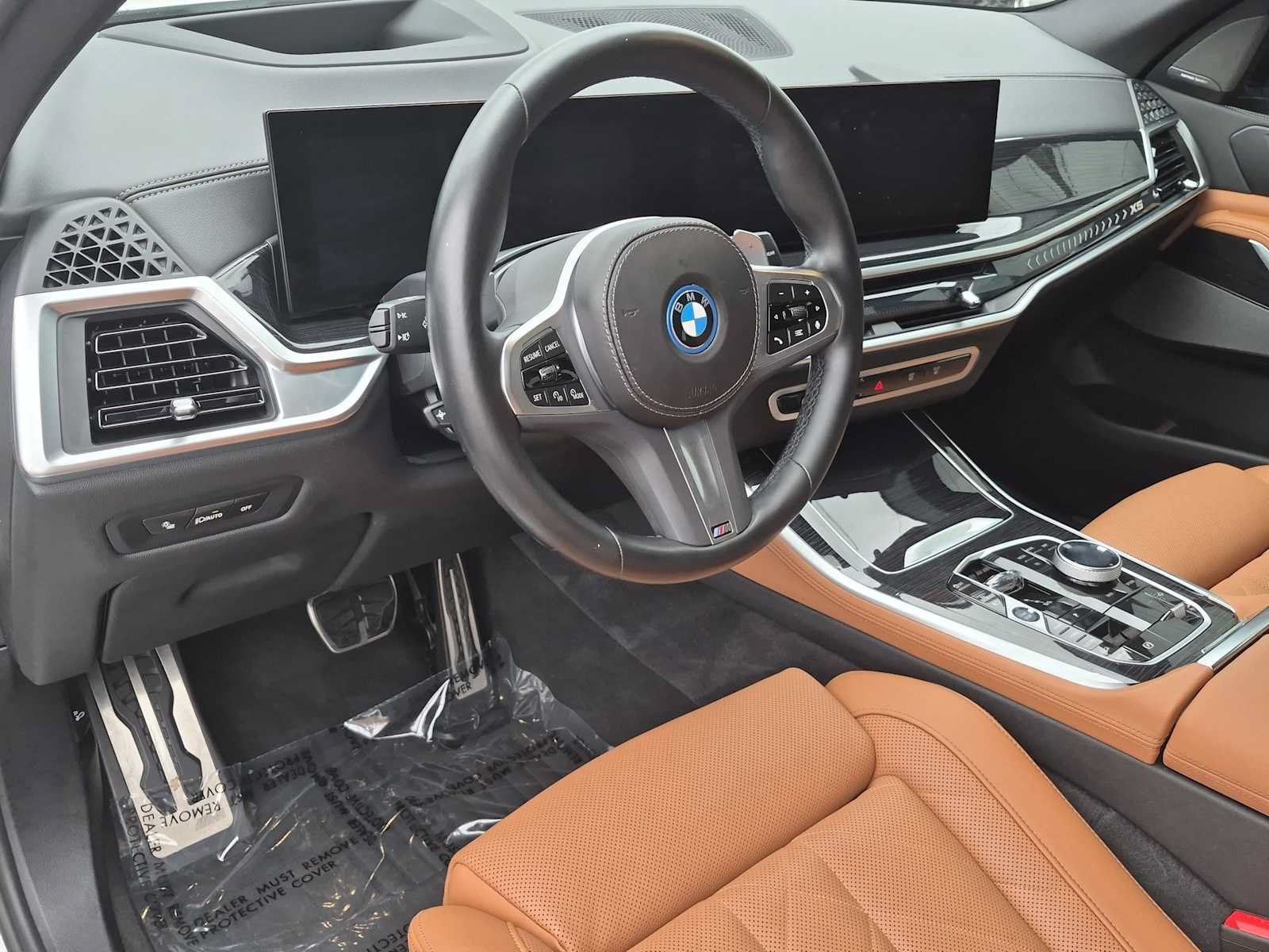 Used 2024 BMW X5 xDrive50e w/ Executive Package AWD/4WD image 10