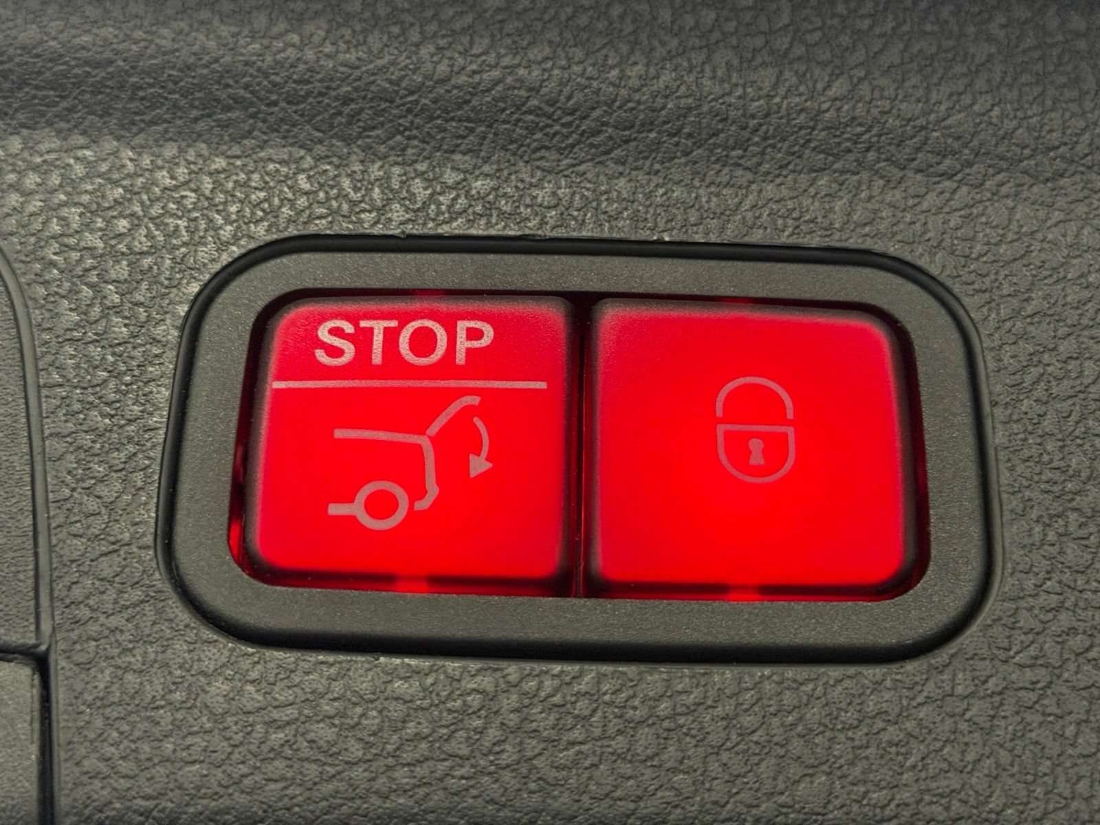 Used 2024 Mercedes-Benz GLE 450 4MATIC image 16