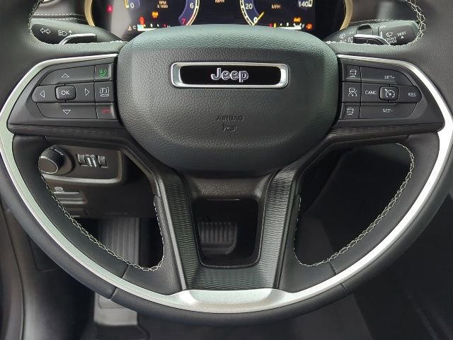 Used 2024 Jeep Grand Cherokee Laredo X image 5