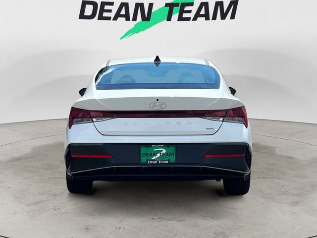 New 2025 Hyundai Elantra Limited image 6