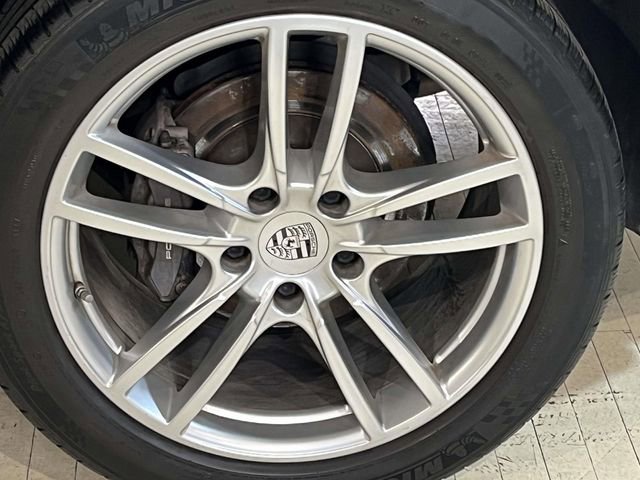 Used 2023 Porsche Cayenne image 12