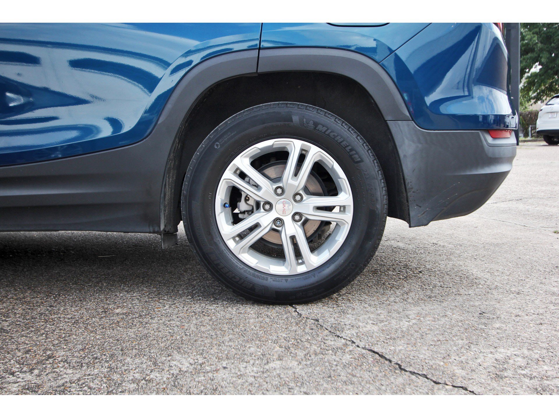 Used 2021 GMC Terrain SLE w/ Driver Convenience Package FWD image 26