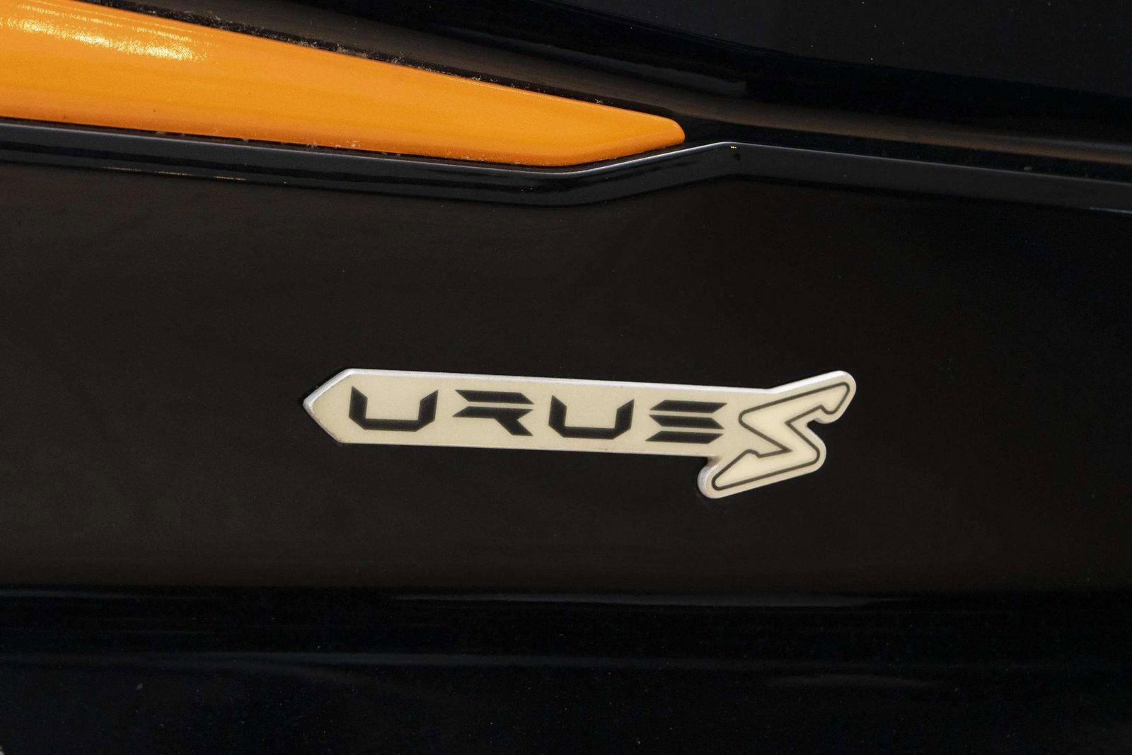Used 2024 Lamborghini Urus S AWD/4WD image 14