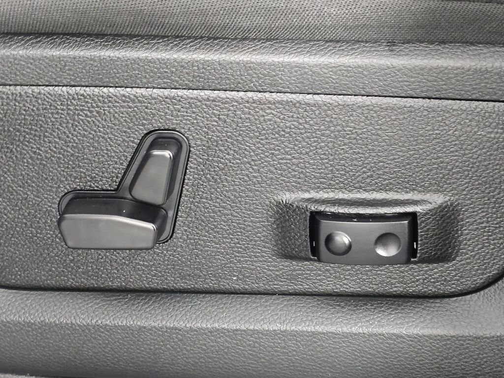 Used 2024 RAM 2500 Big Horn image 26