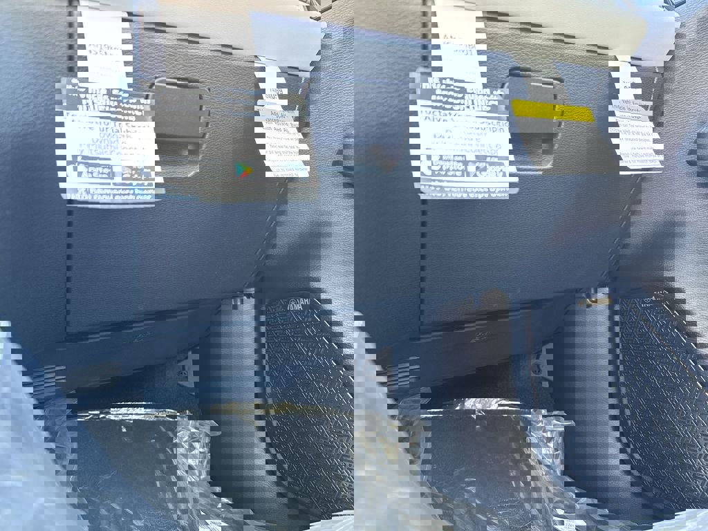 New 2025 Mitsubishi Outlander SE image 46