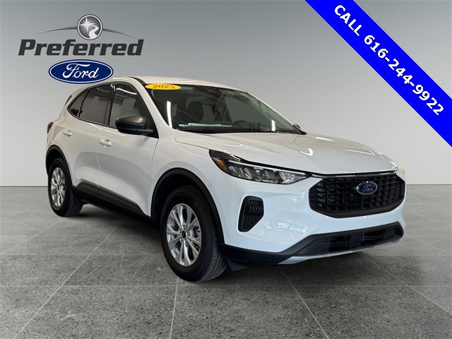 Used 2025 Ford Escape Active w/ Active Premium Tech Pack