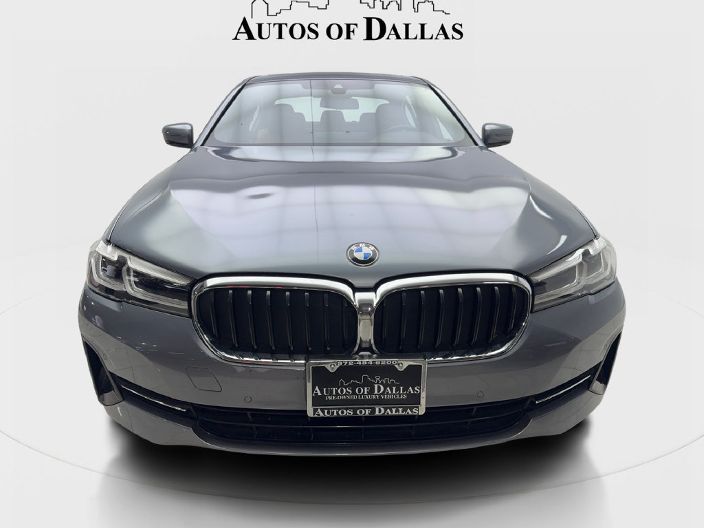 Used 2022 BMW 530i xDrive w/ Convenience Package AWD/4WD image 4