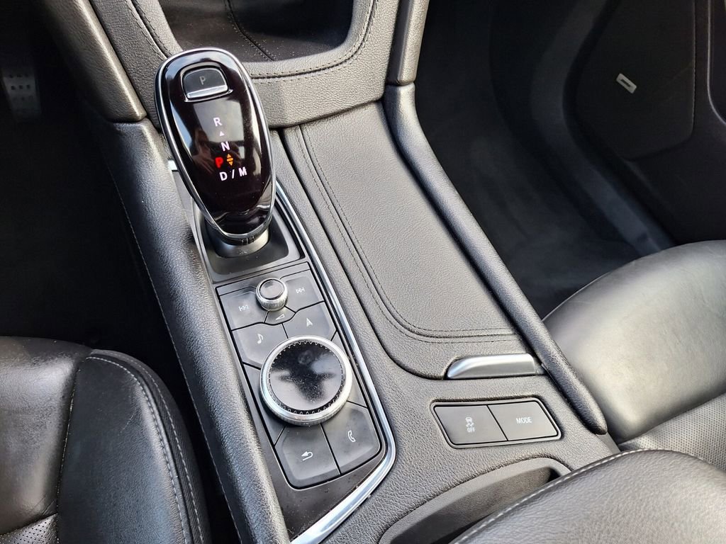 Used 2023 Cadillac XT6 Premium Luxury image 14