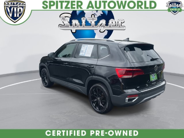 Used 2023 Volkswagen Taos SE w/ Panoramic Sunroof Package FWD image 8