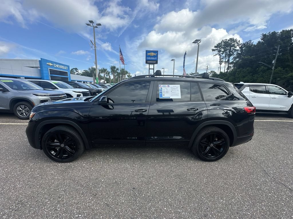 Used 2023 Volkswagen Atlas SEL R-Line AWD/4WD image 13