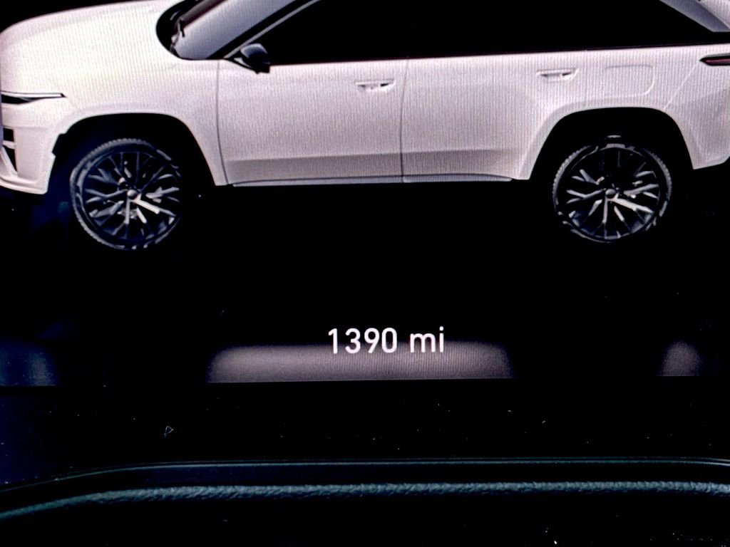 Used 2025 Jeep Wagoneer S Limited image 21