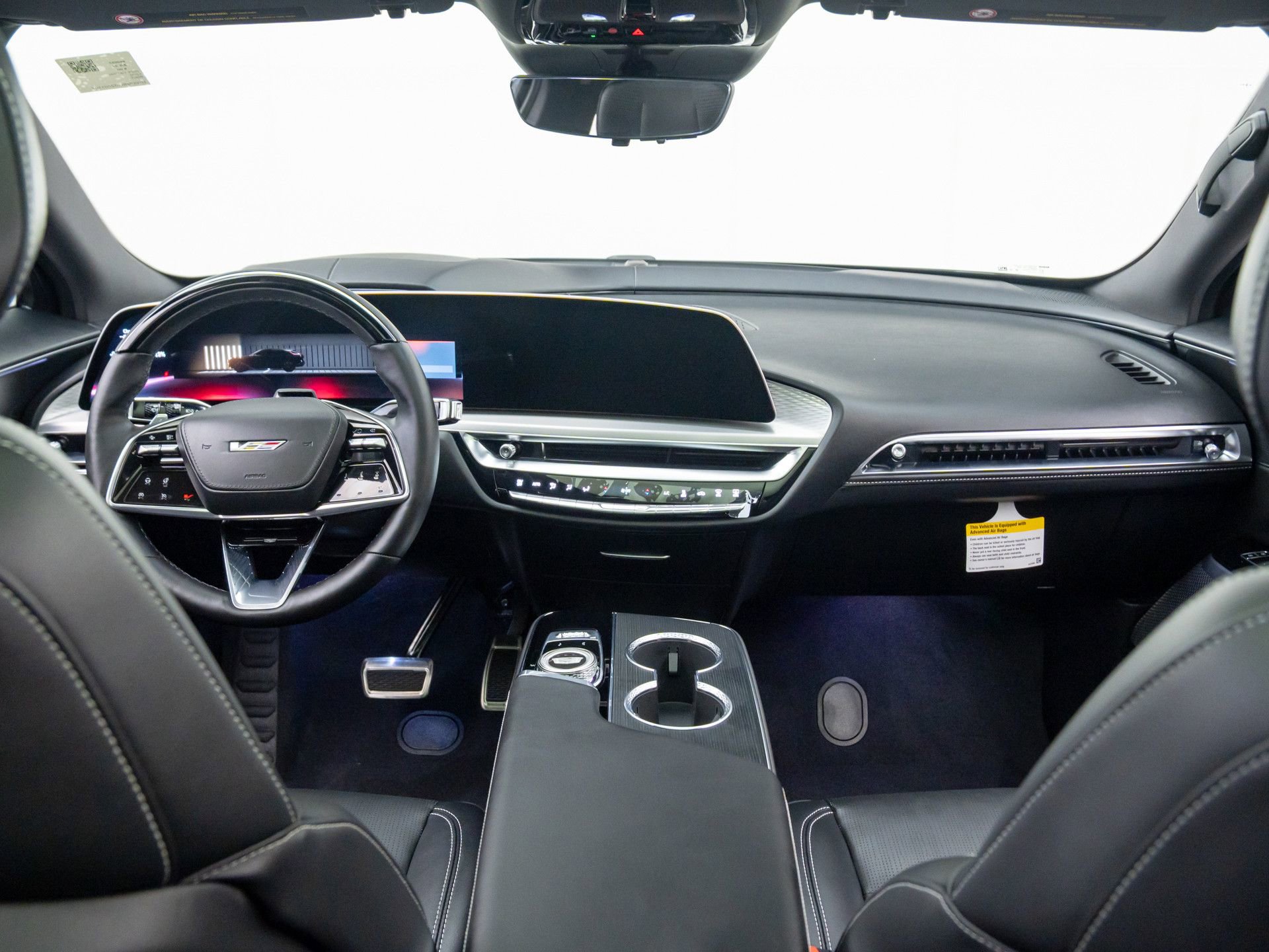 New 2026 Cadillac Lyriq V image 9