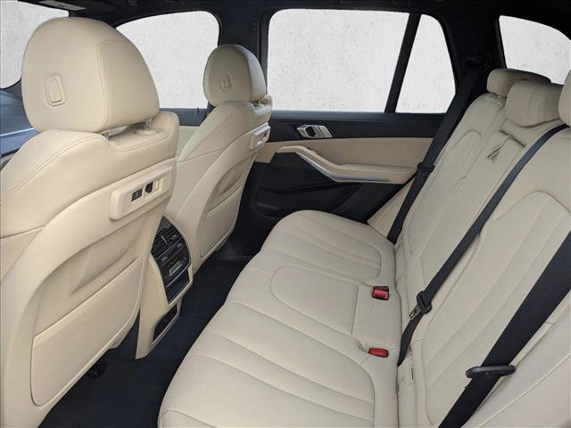 Used 2022 BMW X5 xDrive40i w/ Climate Comfort Package image 18