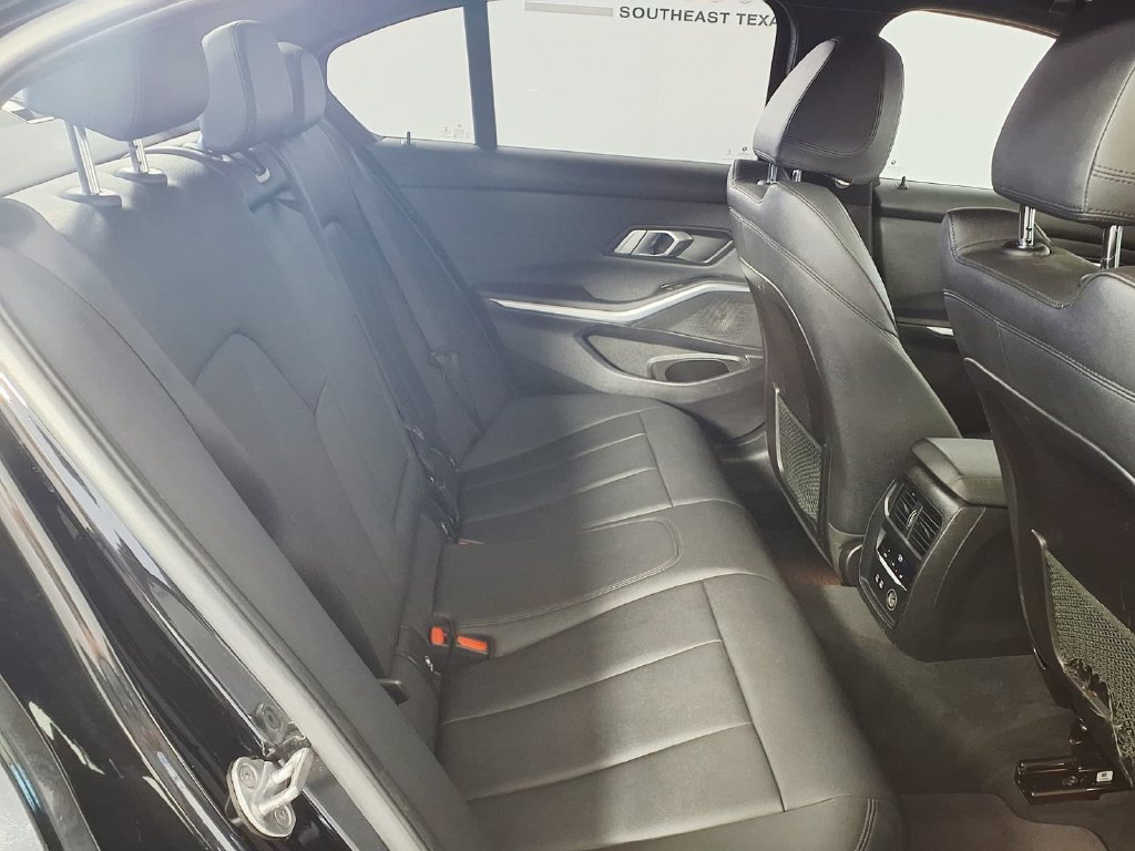 Used 2020 BMW 330i Sedan w/ Convenience Package RWD image 11