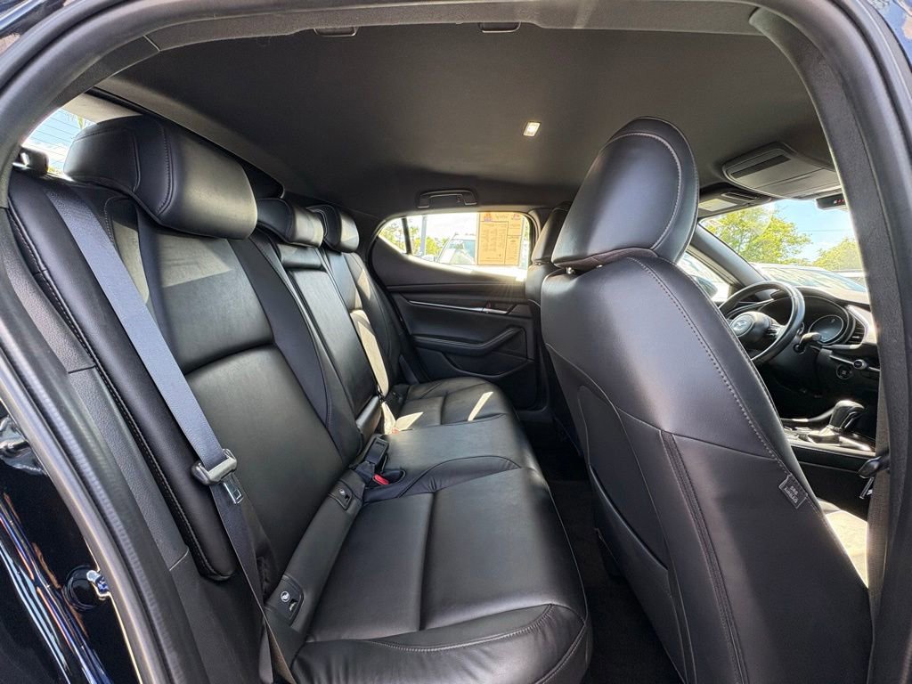 Used 2024 MAZDA MAZDA3 s FWD image 23